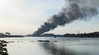 তিন ঘণ্টা পর নিয়ন্ত্রণে প্রাণ-আরএফএল ইন্ডাস্ট্রিয়াল পার্কের আগুন